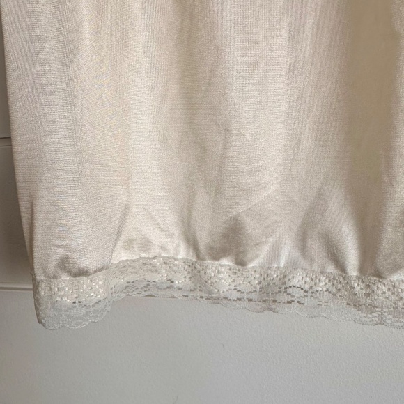 Vintage Patricia Lingerie Ivory Half Slip – Size 2X - Picture 2 of 5
